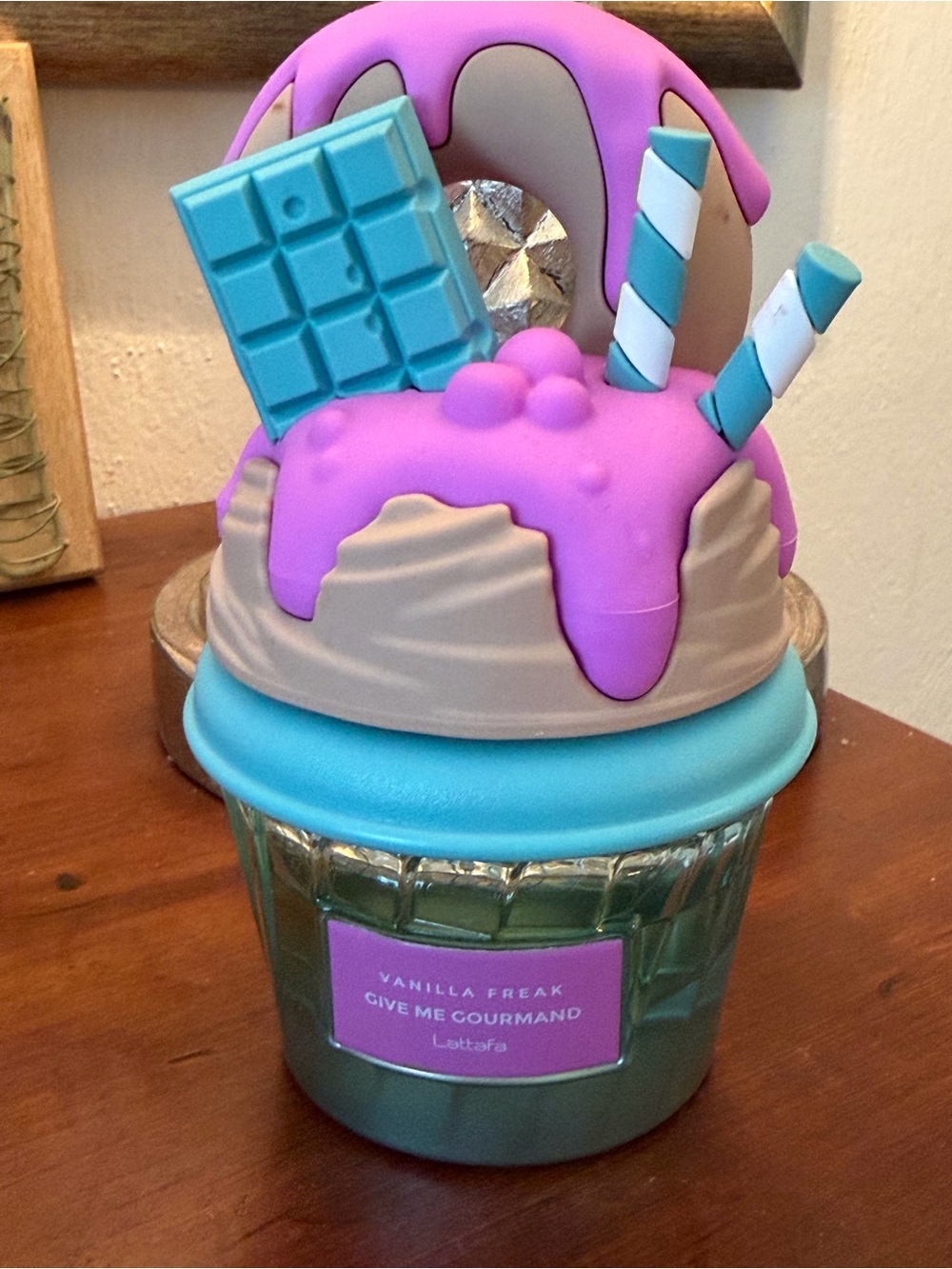 Give Me Gourmand Vanilla Freak perfume w box used